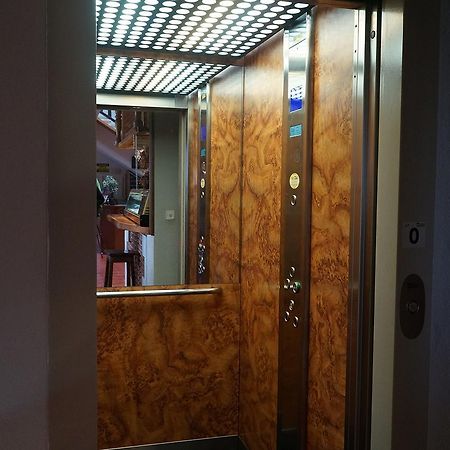 Hostal Camino Real Calzadilla de la Cueza Bagian luar foto